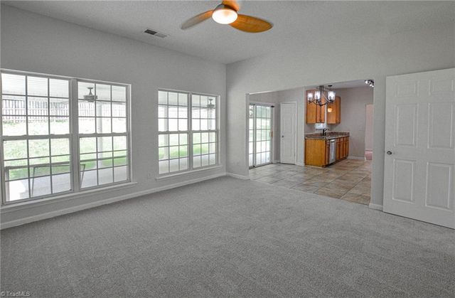 2914 Chestnut Heights Road, Winston-salem, NC 27107