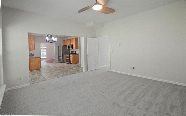 2914 Chestnut Heights Road, Winston-salem, NC 27107