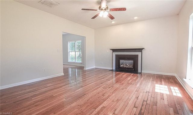 2914 Chestnut Heights Road, Winston-salem, NC 27107