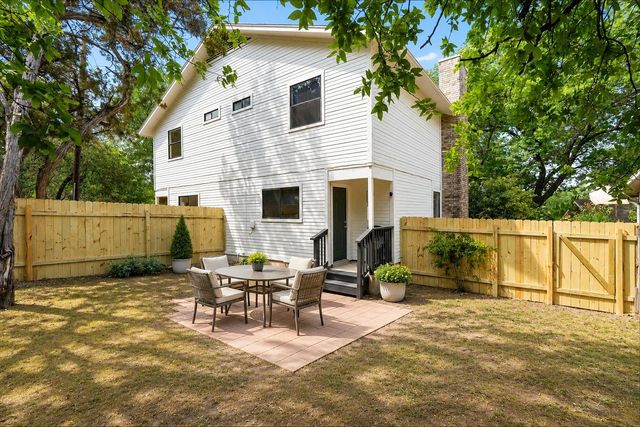 1707 Waterloo TRL A, Austin, TX 78704