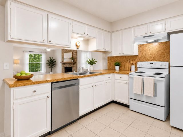 1707 Waterloo TRL A, Austin, TX 78704