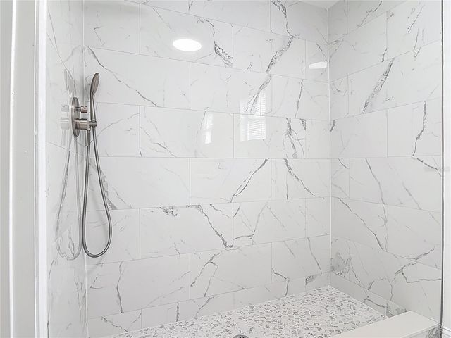 2410 SOUTHWEST ROAD, Sanford, FL 32771