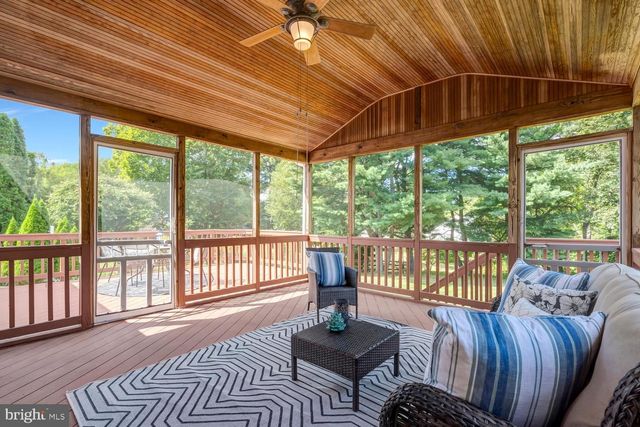 15429 NARCISSUS WAY, Rockville, MD 20853