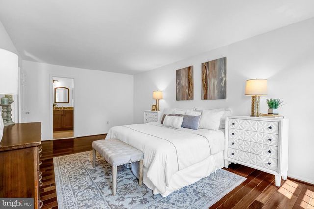 15429 NARCISSUS WAY, Rockville, MD 20853