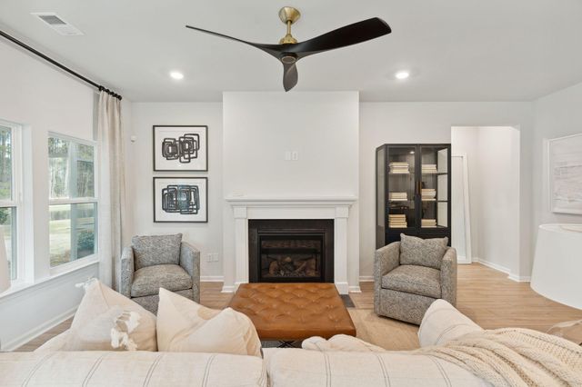 155 Ireland Drive, Summerville, SC 29486