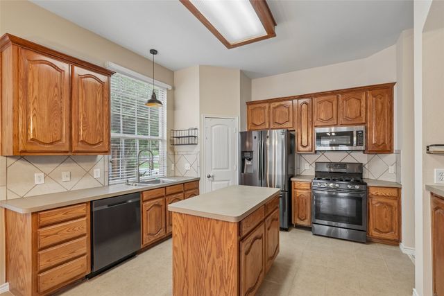 3624 Carmel Mountain Drive, Mckinney, TX 75070