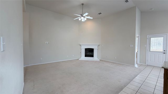 1 Sable Creek Boulevard, Sanger, TX 76266