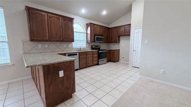 1 Sable Creek Boulevard, Sanger, TX 76266