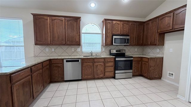 1 Sable Creek Boulevard, Sanger, TX 76266