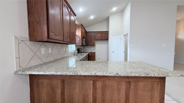 1 Sable Creek Boulevard, Sanger, TX 76266
