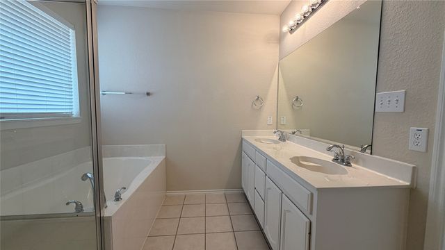 1 Sable Creek Boulevard, Sanger, TX 76266