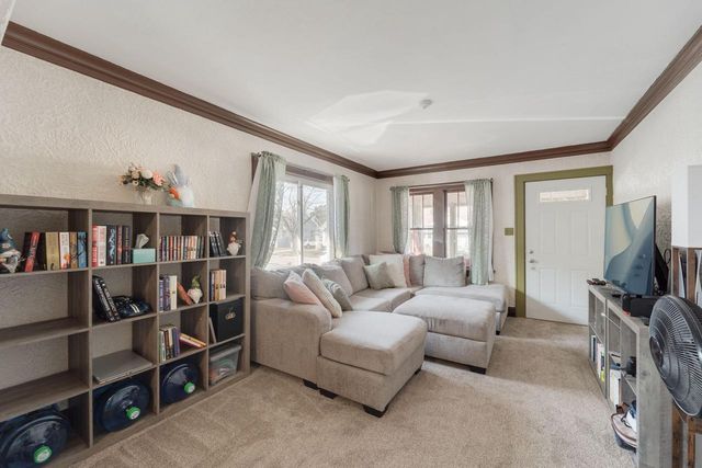 7521 16th AVENUE, Kenosha, WI 53143