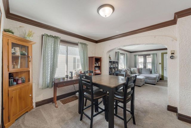 7521 16th AVENUE, Kenosha, WI 53143