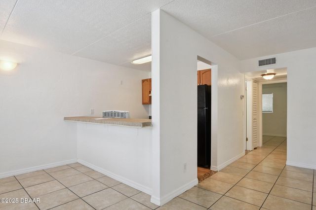 415 N Halifax Ave Apt 109, Daytona Beach, FL 32118