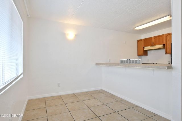 415 N Halifax Ave Apt 109, Daytona Beach, FL 32118