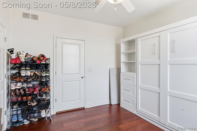 331 E Cady Street, Northville, MI 48167