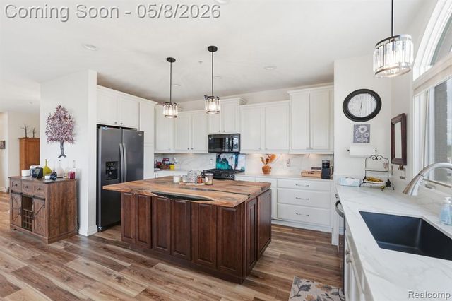 331 E Cady Street, Northville, MI 48167