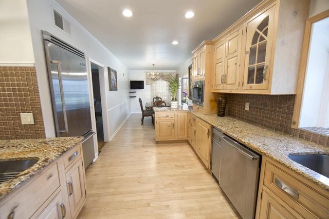 229 Indian Creek COURT, Fox Point, WI 53217