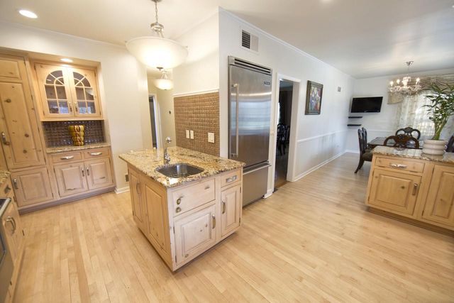 229 Indian Creek COURT, Fox Point, WI 53217