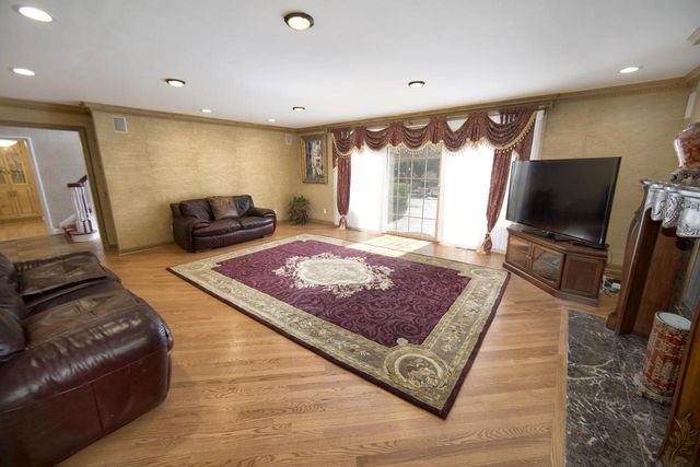 229 Indian Creek COURT, Fox Point, WI 53217