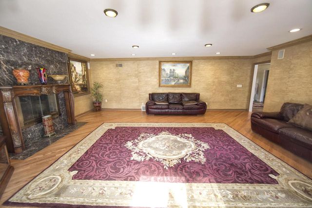 229 Indian Creek COURT, Fox Point, WI 53217