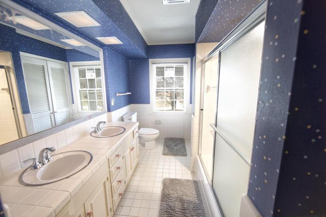 229 Indian Creek COURT, Fox Point, WI 53217