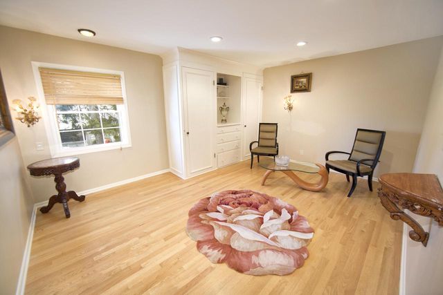 229 Indian Creek COURT, Fox Point, WI 53217