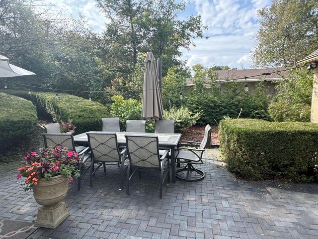 229 Indian Creek COURT, Fox Point, WI 53217