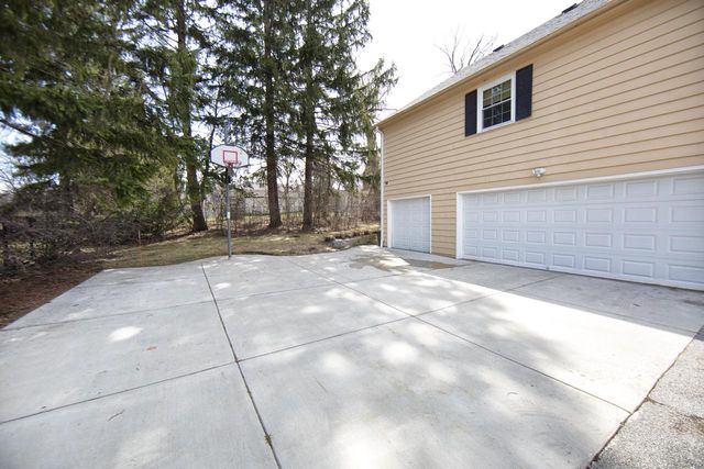 229 Indian Creek COURT, Fox Point, WI 53217