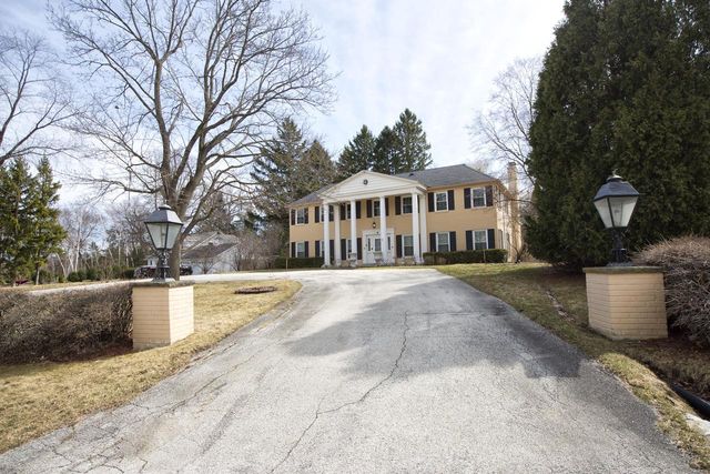 229 Indian Creek COURT, Fox Point, WI 53217