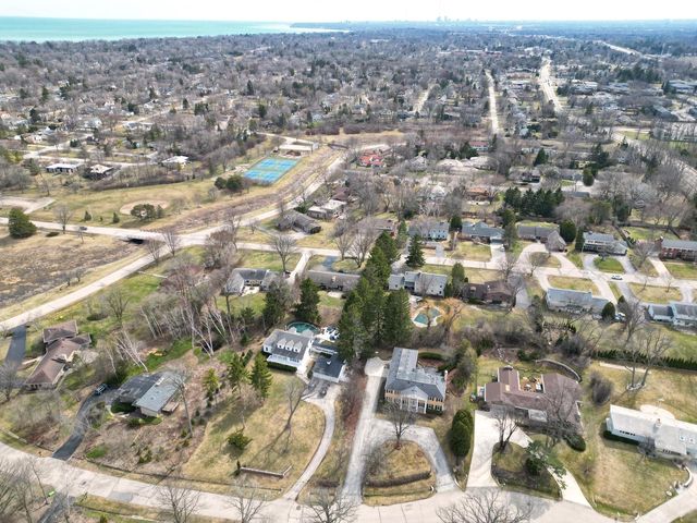 229 Indian Creek COURT, Fox Point, WI 53217