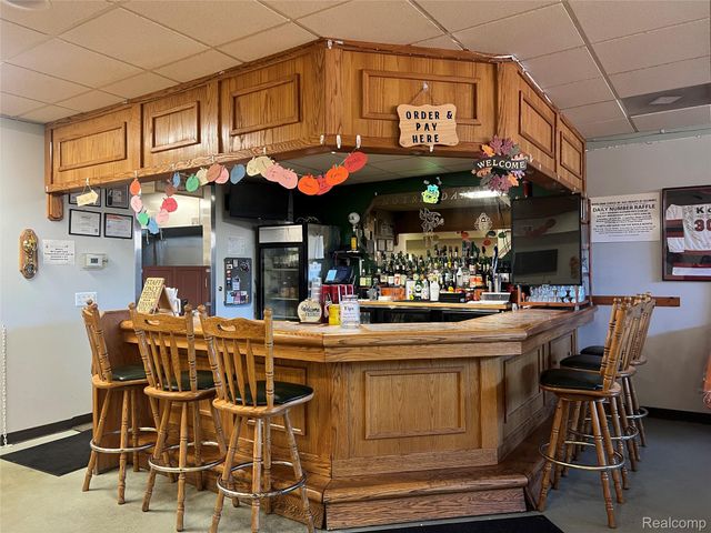 3144 S Wayne Road, Wayne, MI 48184