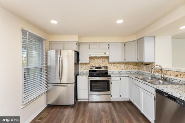 3421 BELLEPLAIN CT, Dumfries, VA 22026