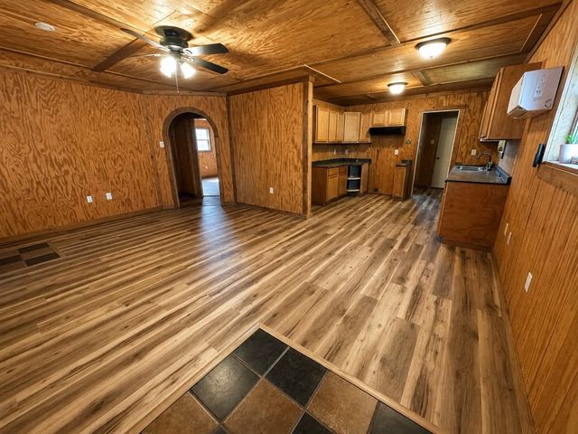 362 Private Road 4379, Decatur, TX 76234