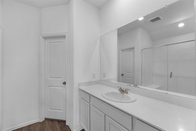 9639 Sterling Arbor Drive, Baytown, TX 77521