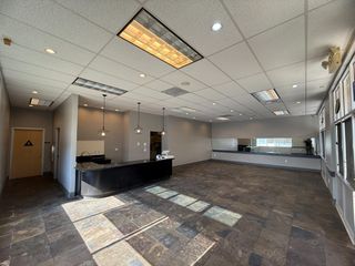 5235 E Kings Canyon Road, Fresno, CA 93711