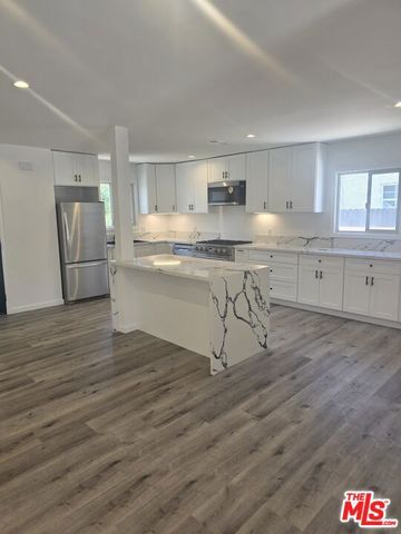10342 Haskell Avenue, Granada Hills, CA 91344