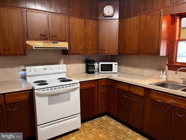 1155 SOUTH ST, Pottstown, PA 19464