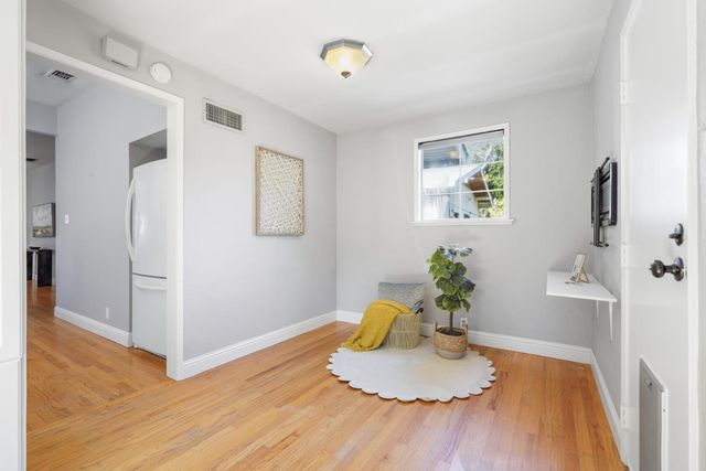 2003 Castro Way, Sacramento, CA 95818