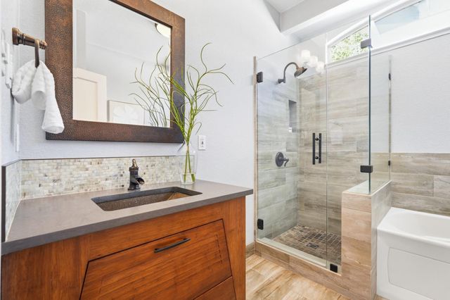 2003 Castro Way, Sacramento, CA 95818