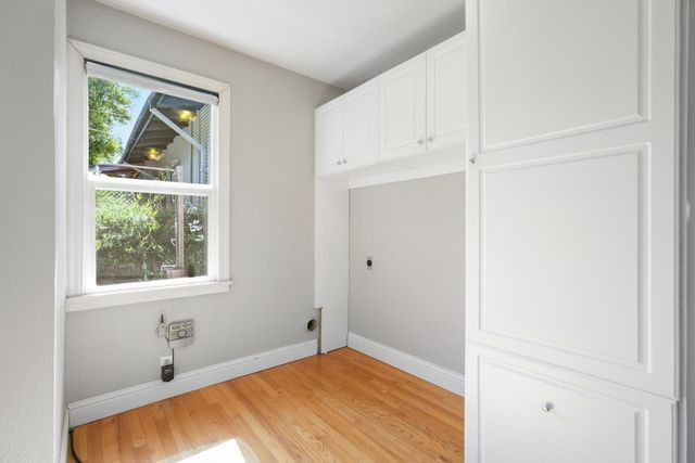 2003 Castro Way, Sacramento, CA 95818