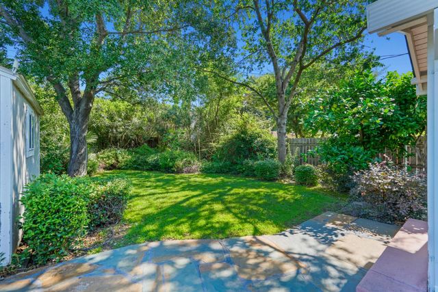 2003 Castro Way, Sacramento, CA 95818