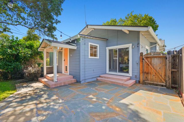 2003 Castro Way, Sacramento, CA 95818