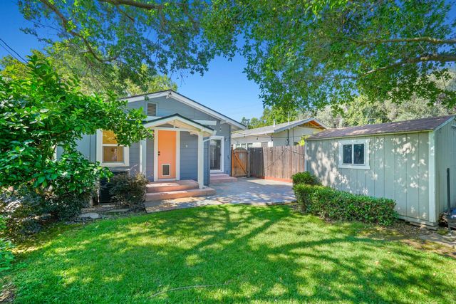 2003 Castro Way, Sacramento, CA 95818