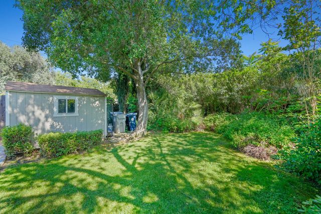 2003 Castro Way, Sacramento, CA 95818