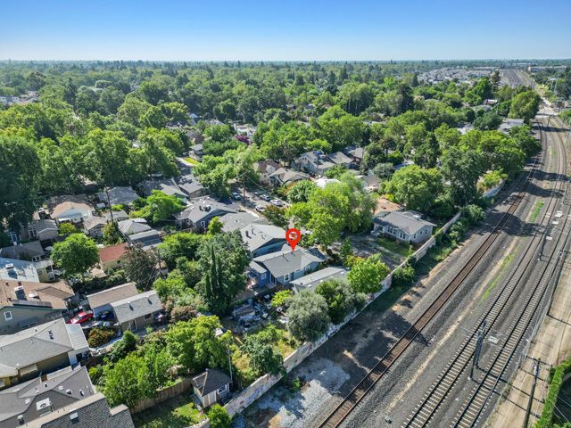 2003 Castro Way, Sacramento, CA 95818