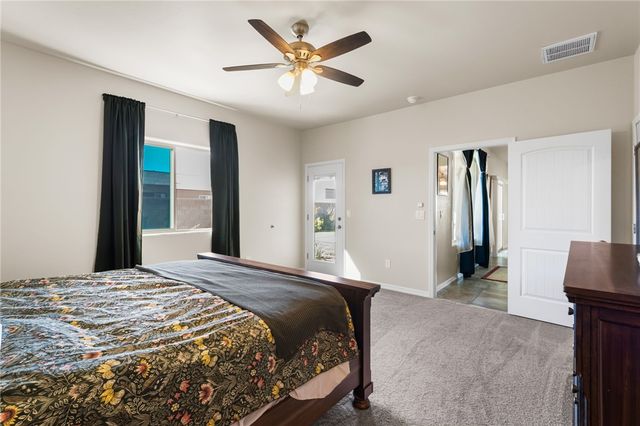 495 S Glen Canyon Road, Golden Valley, AZ 86413