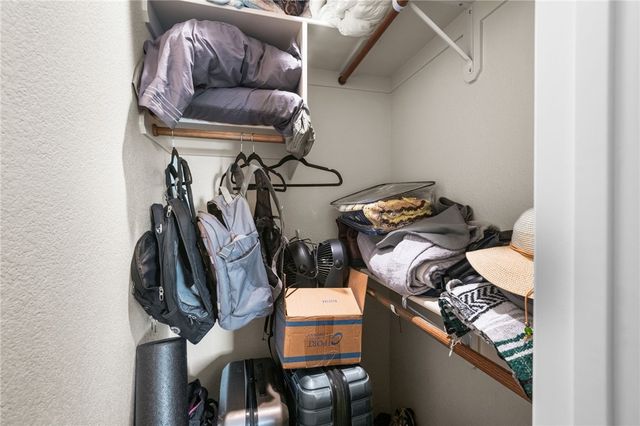 495 S Glen Canyon Road, Golden Valley, AZ 86413