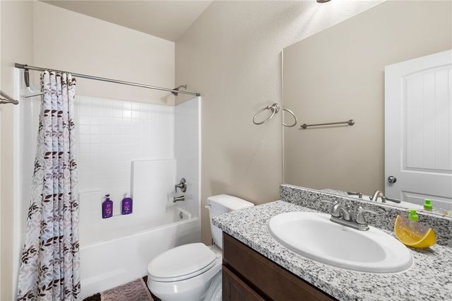 495 S Glen Canyon Road, Golden Valley, AZ 86413