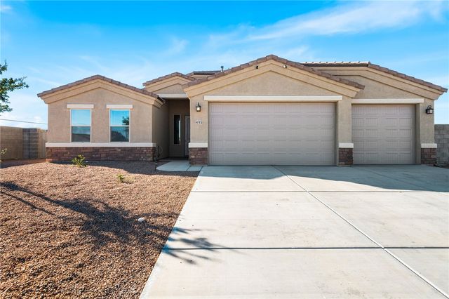 495 S Glen Canyon Road, Golden Valley, AZ 86413